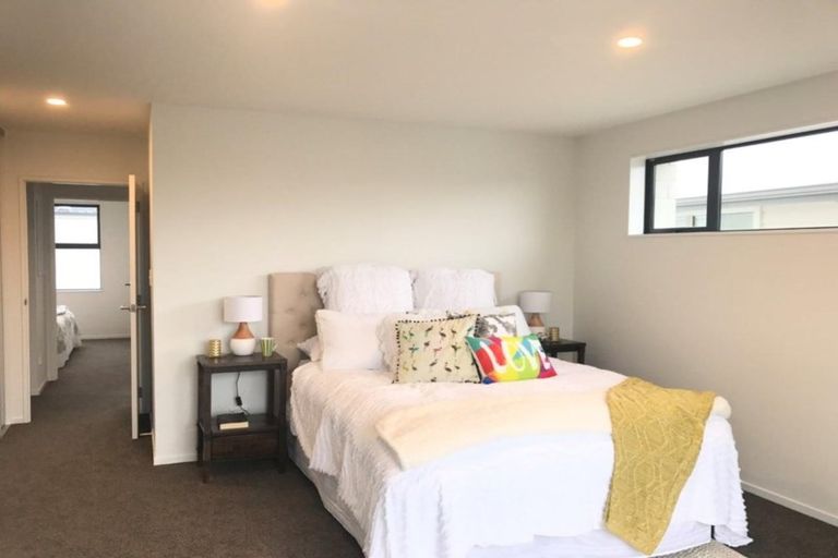 Photo of property in 14 Hakaro Way, Takanini, 2112