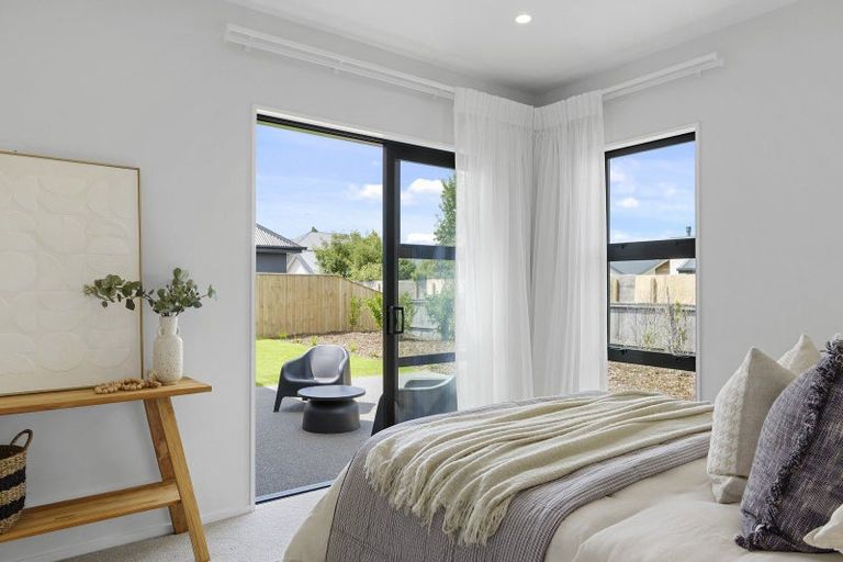 Photo of property in 15 Perehia Mews, Marshland, Christchurch, 8083
