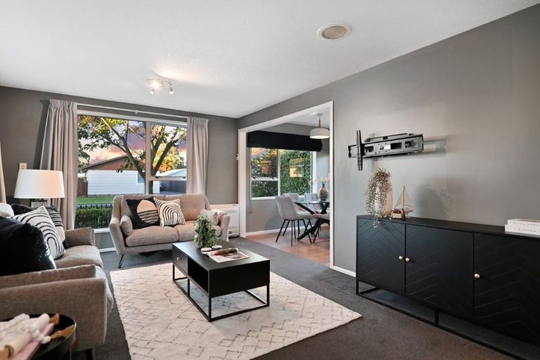 Photo of property in 12 Malabar Crescent, Broomfield, Christchurch, 8042