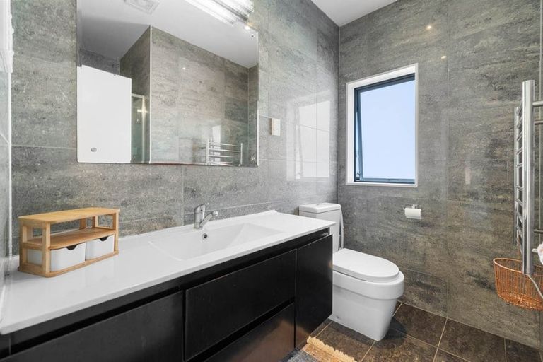 Photo of property in 1/184 Bucklands Beach Road, Bucklands Beach, Auckland, 2012