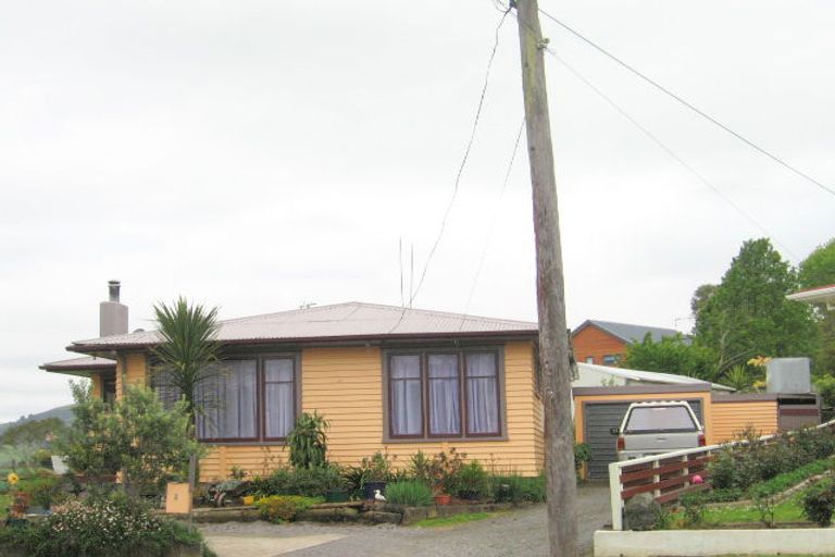 Photo of property in 6 Davies Street, Paeroa, 3600