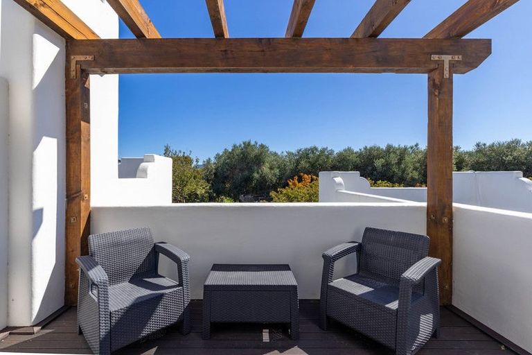 Photo of property in 150 Milne Drive, Paraparaumu, 5032