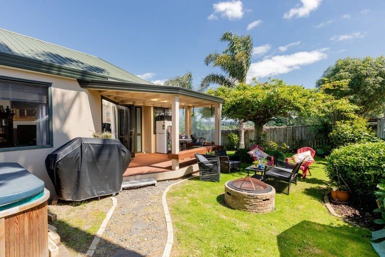 Photo of property in 15 Norwich Place, Bethlehem, Tauranga, 3110