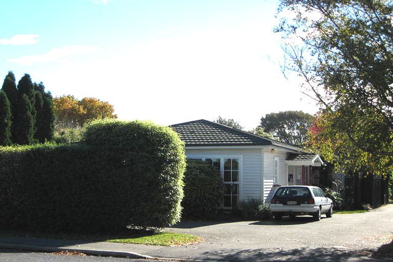 Photo of property in 469 Ilam Road, Bryndwr, Christchurch, 8052