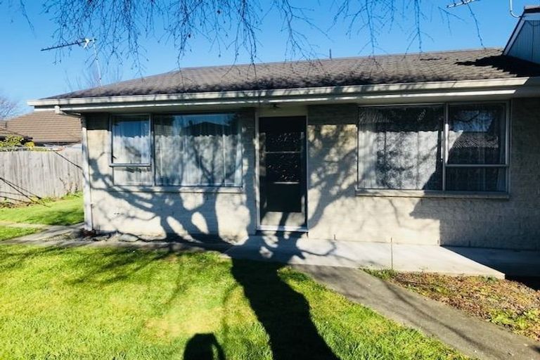 Photo of property in 26b Peer Street, Upper Riccarton, Christchurch, 8041