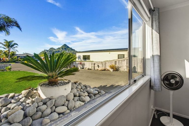 Photo of property in 28 Tairua Palms Place, Tairua, 3508