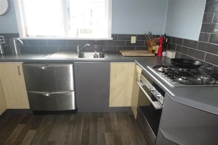 Photo of property in 80 Mulberry Street, Normandale, Lower Hutt, 5010