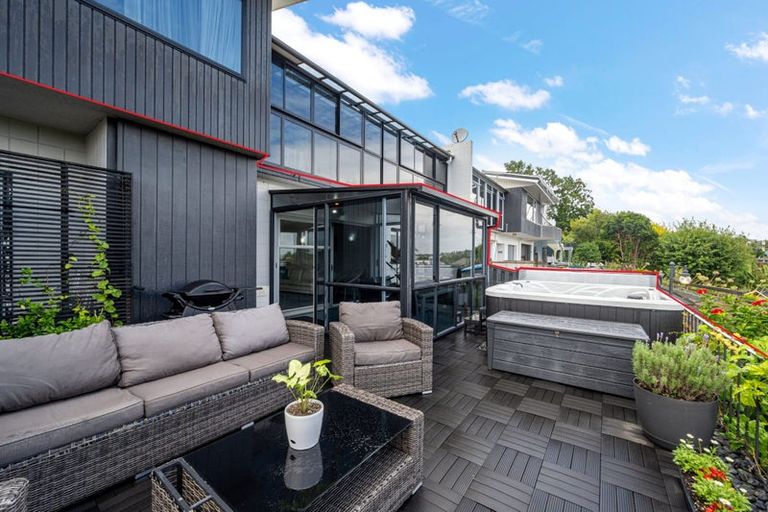 Photo of property in 3/64 Hattaway Avenue, Bucklands Beach, Auckland, 2012