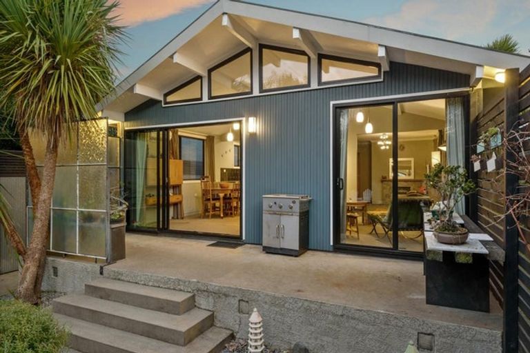 Photo of property in 129 Chester Street East, Christchurch Central, Christchurch, 8011
