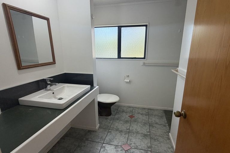 Photo of property in 24a Hereford Street, West End, Palmerston North, 4410