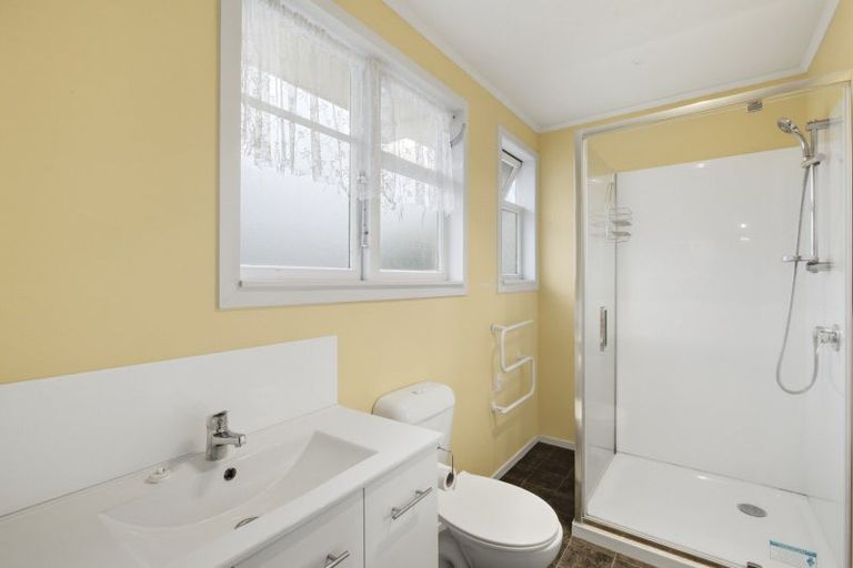 Photo of property in 4 Station Road, Hunterville, 4730