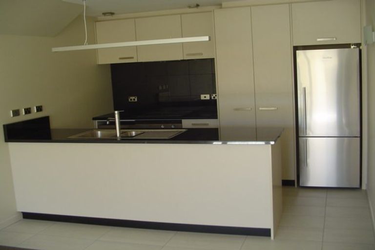 Photo of property in 105 Austin Street, Mount Victoria, Wellington, 6011