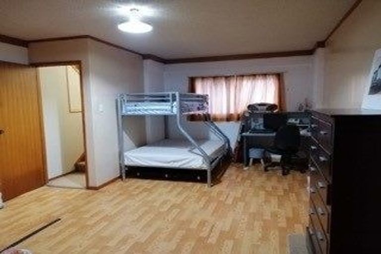 Photo of property in 1/169 Forrest Hill Road, Forrest Hill, Auckland, 0620