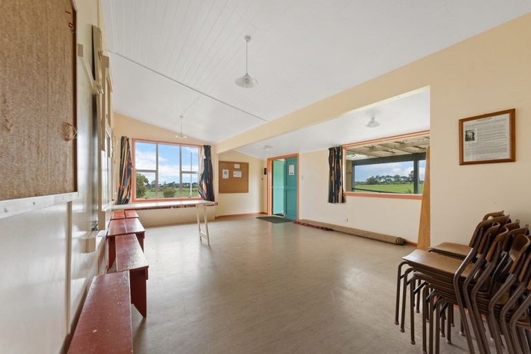 Photo of property in 279 Alfred Road, Egmont Village, New Plymouth, 4371