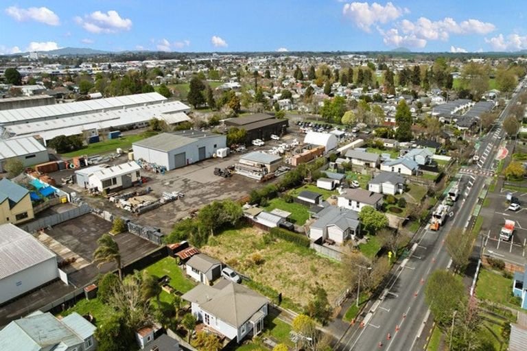 Photo of property in 37 Rifle Range Road, Dinsdale, Hamilton, 3204