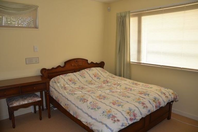 Photo of property in 32 Otara Street, Ilam, Christchurch, 8053