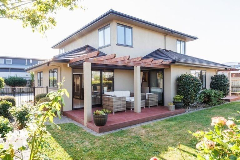 Photo of property in 152 Park Road, West End, Palmerston North, 4410