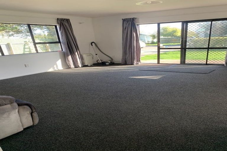 Photo of property in 6 Panama Street, Martinborough, 5711