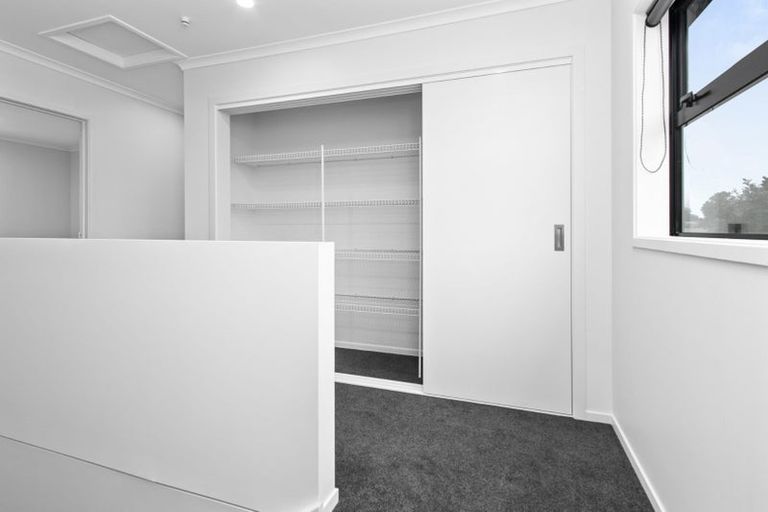 Photo of property in Tapuae, 5 Washer Road, Omata, New Plymouth, 4374