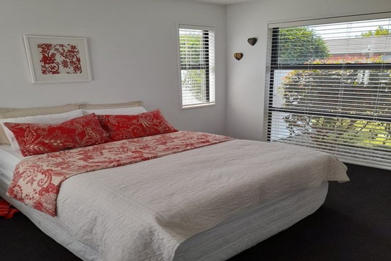 Photo of property in 10 Kawakawa Street, Pegasus, 7612