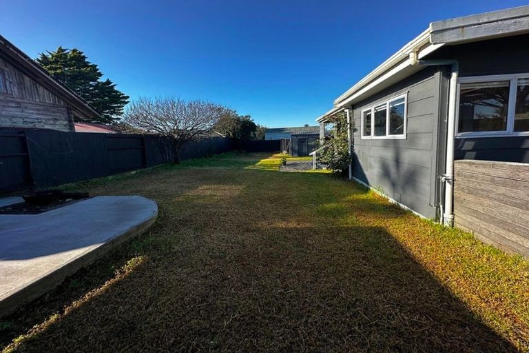 Photo of property in 13 Costello Crescent, Pukehina, Te Puke, 3189