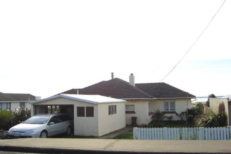 Photo of property in 267 Foyle Street, Bluff, 9814