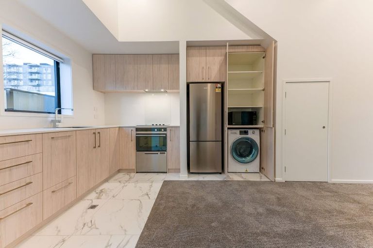 Photo of property in 2/6a Taramea Place, Addington, Christchurch, 8024