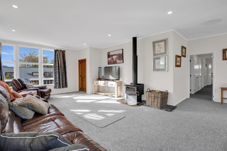 Photo of property in 6 Martin Close, Karitane, Waikouaiti, 9471