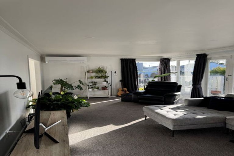 Photo of property in 6 Royalist Avenue, North New Brighton, Christchurch, 8083