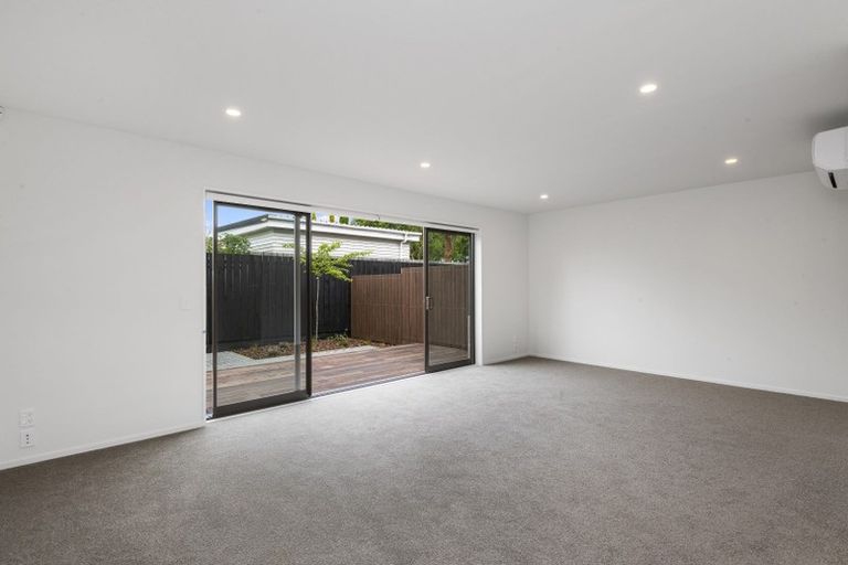 Photo of property in 3/9 Edgeware Road, St Albans, Christchurch, 8014