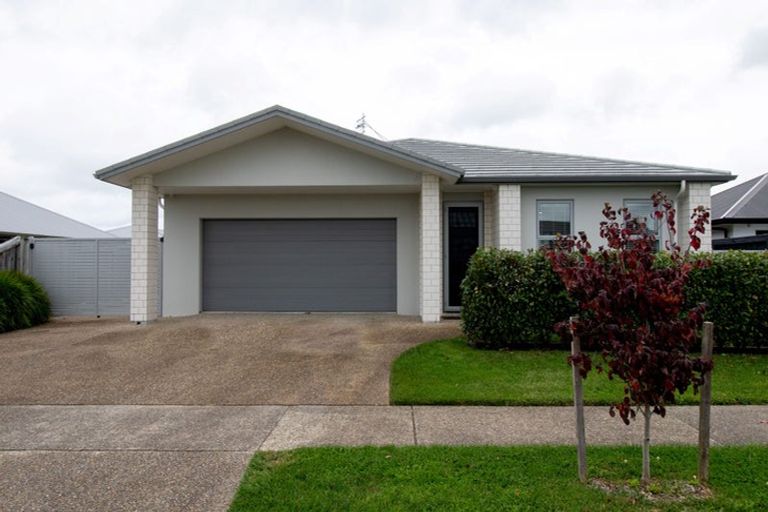 Photo of property in 64 Penetaka Heights, Pyes Pa, Tauranga, 3112