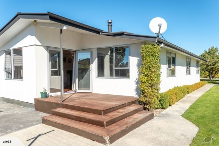 Photo of property in 6 Clare Place, Cromwell, 9310