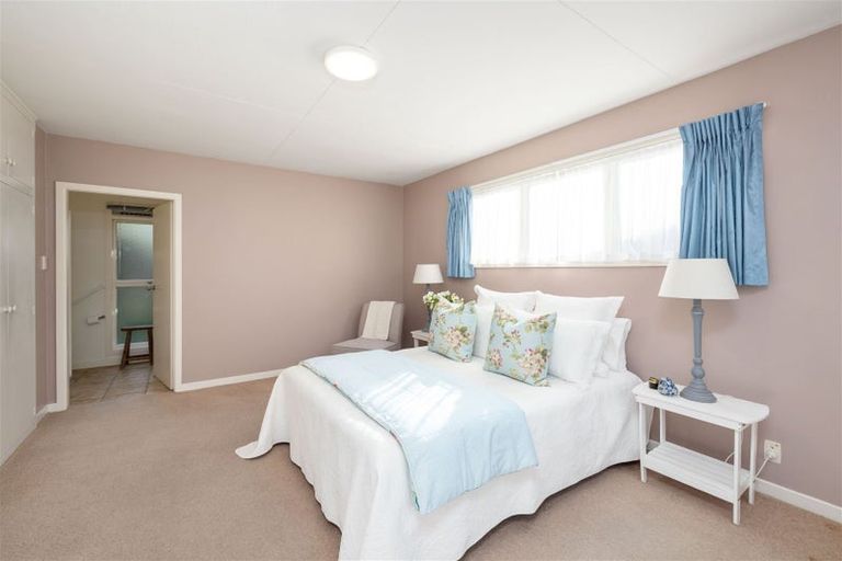 Photo of property in 25 Tuirau Place, Ilam, Christchurch, 8041