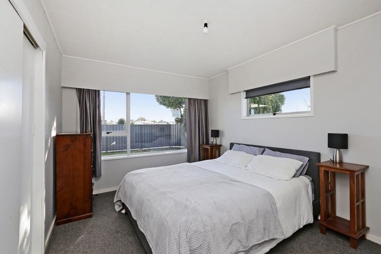 Photo of property in 1 Arney Street, Tamatea, Napier, 4112