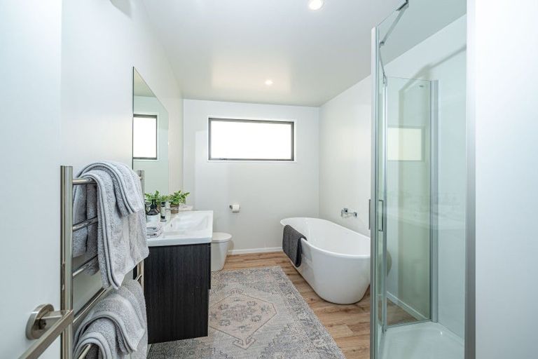 Photo of property in Northlake, 4 Riverslea Road, Wanaka, 9305