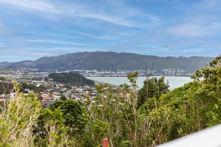 Photo of property in 58 Eskdale Road, Papakowhai, Porirua, 5024