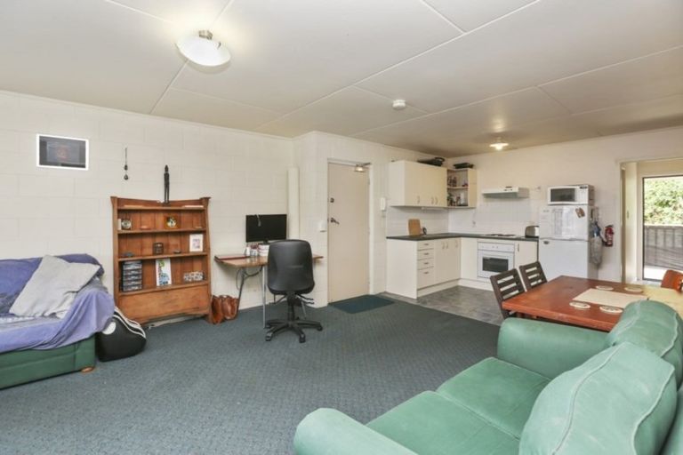 Photo of property in 11/57 Carrington Street, Lower Vogeltown, New Plymouth, 4310