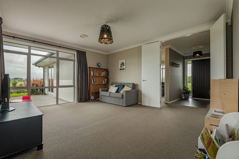 Photo of property in 556 Awahuri Feilding Road, Awahuri, Palmerston North, 4479