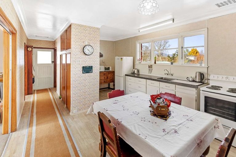 Photo of property in 27 Graham Street, Levin, 5510