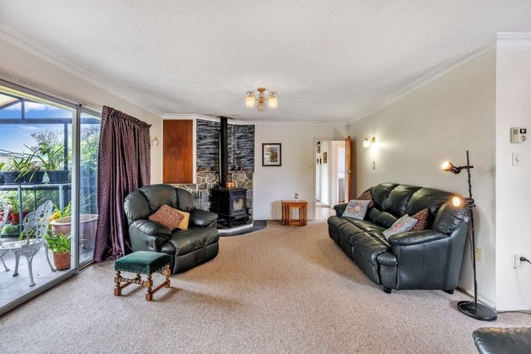 Photo of property in 10 Westerleigh Street, Bishopdale, Christchurch, 8053