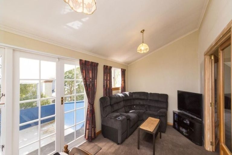 Photo of property in 68 Rangitane Street, Palmerston North, 4414