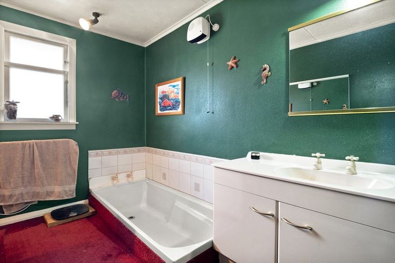 Photo of property in 2 Mckinlay Road, Abbotsford, Dunedin, 9018