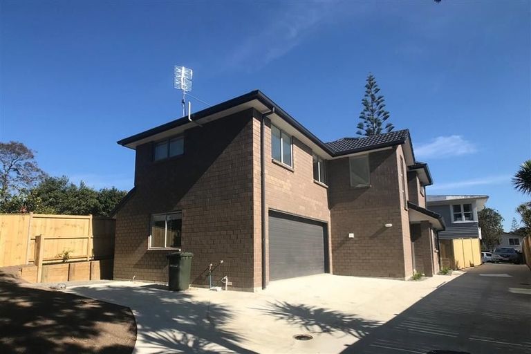 Photo of property in 156a Ennis Avenue, Pakuranga Heights, Auckland, 2010