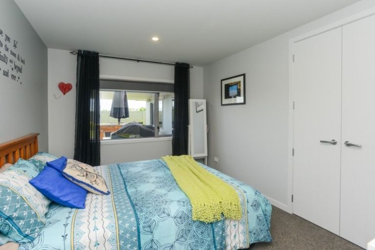 Photo of property in 36 Pelorus Avenue, Poraiti, Napier, 4112