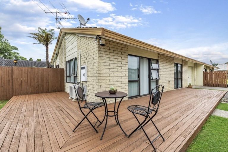 Photo of property in 49a Great South Road, Takanini, 2112