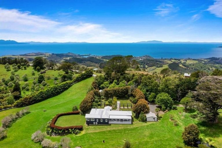 Photo of property in 112 Rodney Road, Whangateau, Warkworth, 0985