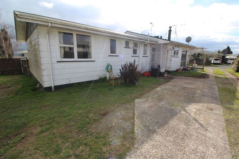 Photo of property in 6 Matata Place, Tokoroa, 3420