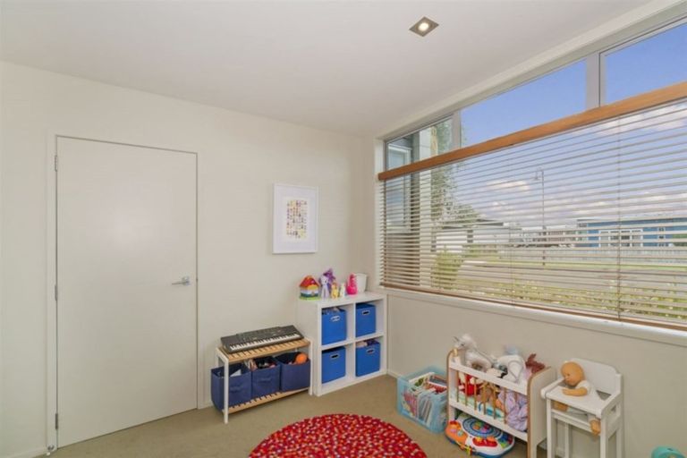 Photo of property in 20 Pacific Place, Whitianga, 3510