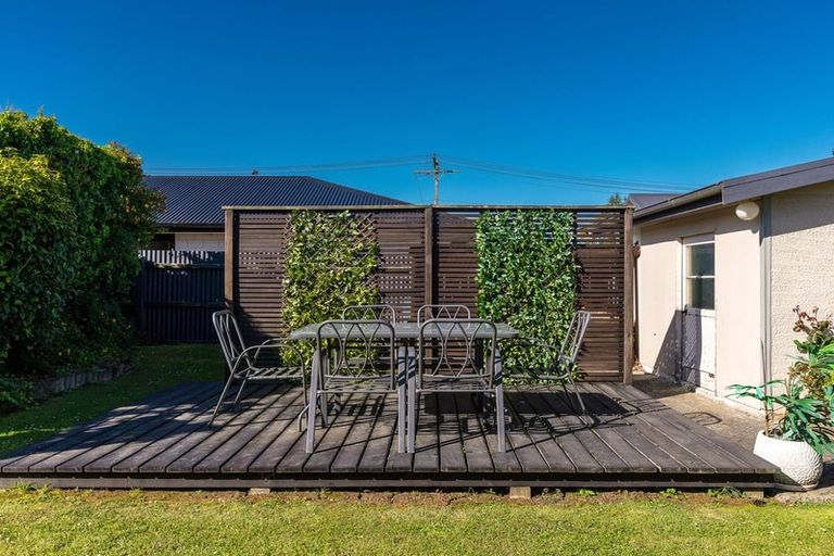 Photo of property in 16 Hughes Street, Waimate, 7924