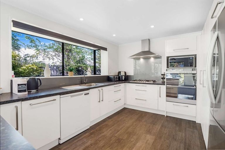 Photo of property in 9 Ludlow Place, Parklands, Christchurch, 8083